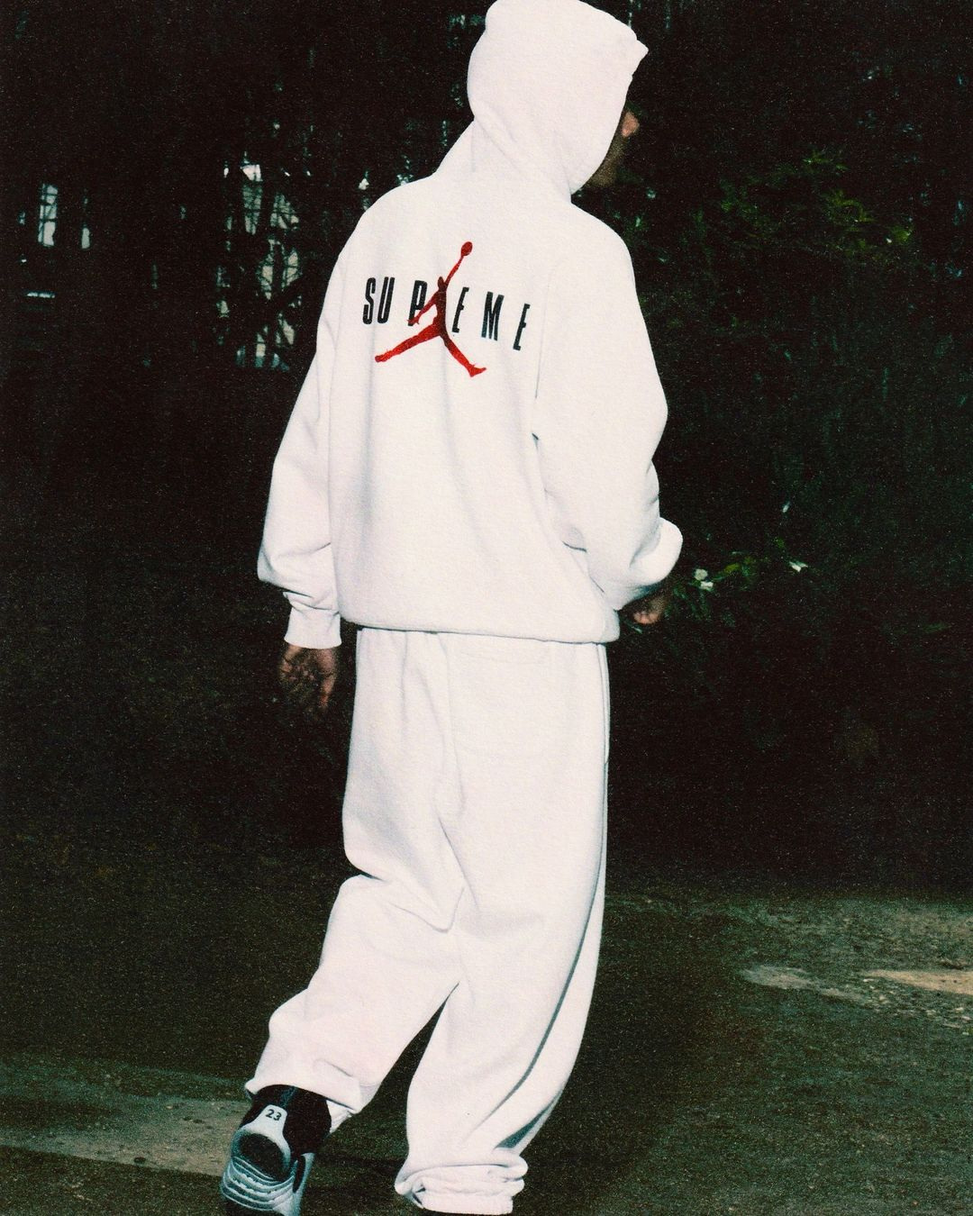 Supreme x Jordan FW24 by Thibaut Grevet — 1/6
