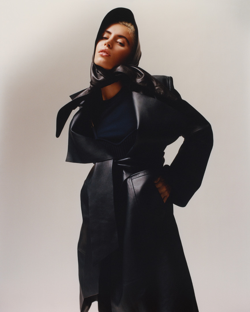 Vogue France Iris by Laura Jane Coulson — 3/23