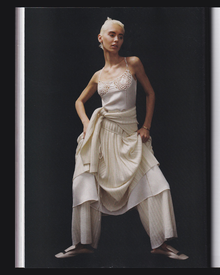 Vogue France Iris by Laura Jane Coulson — 20/23