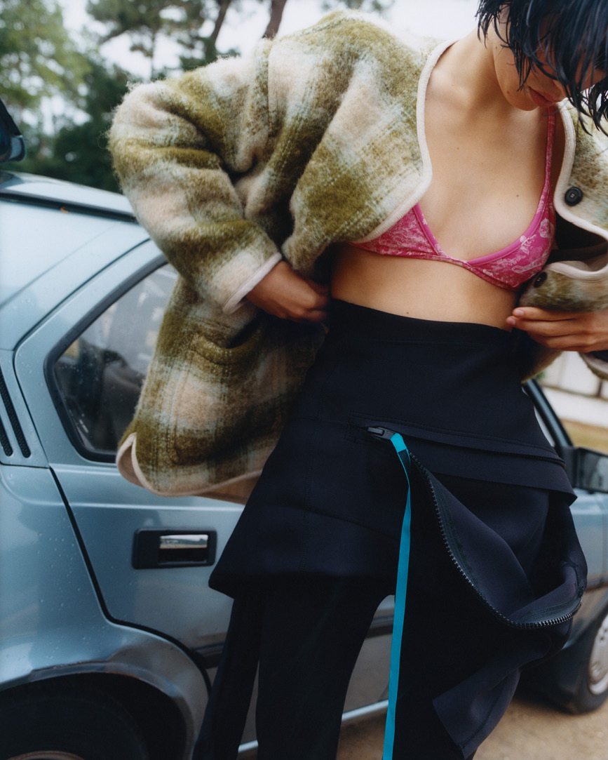 Vogue France Smilla by Laura Jane Coulson — 16/17