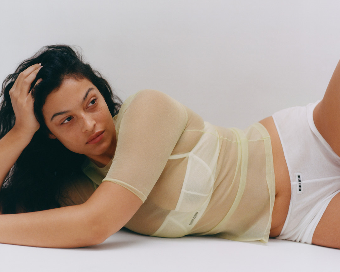 Vogue Spain by Laura Jane Coulson — 15/22
